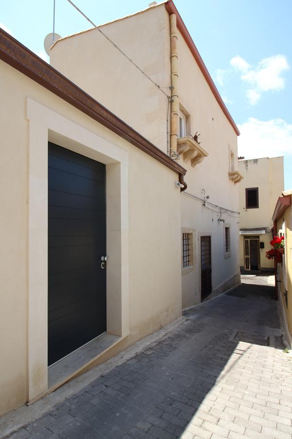 Notia Rooms Noto Eksteriør bilde